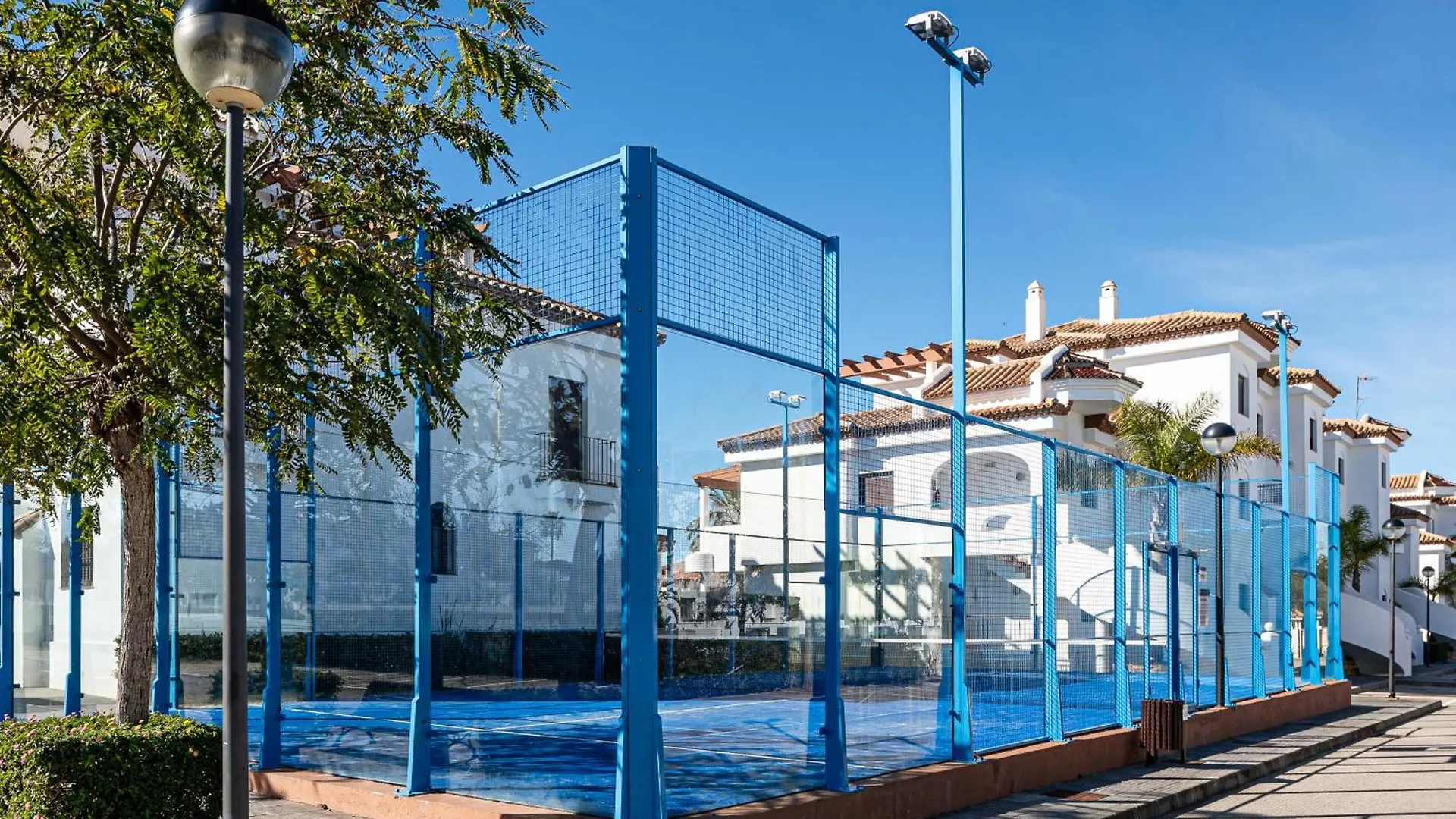 Apartamento Familiar Muy Soleado Cerca De La Playa Y Parking Incluido Chiclana de la Frontera