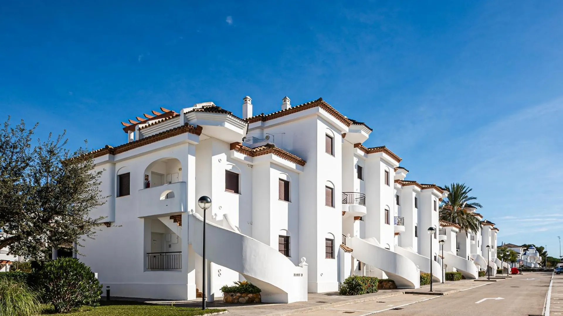 Apartamento Familiar Muy Soleado Cerca De La Playa Y Parking Incluido Chiclana de la Frontera