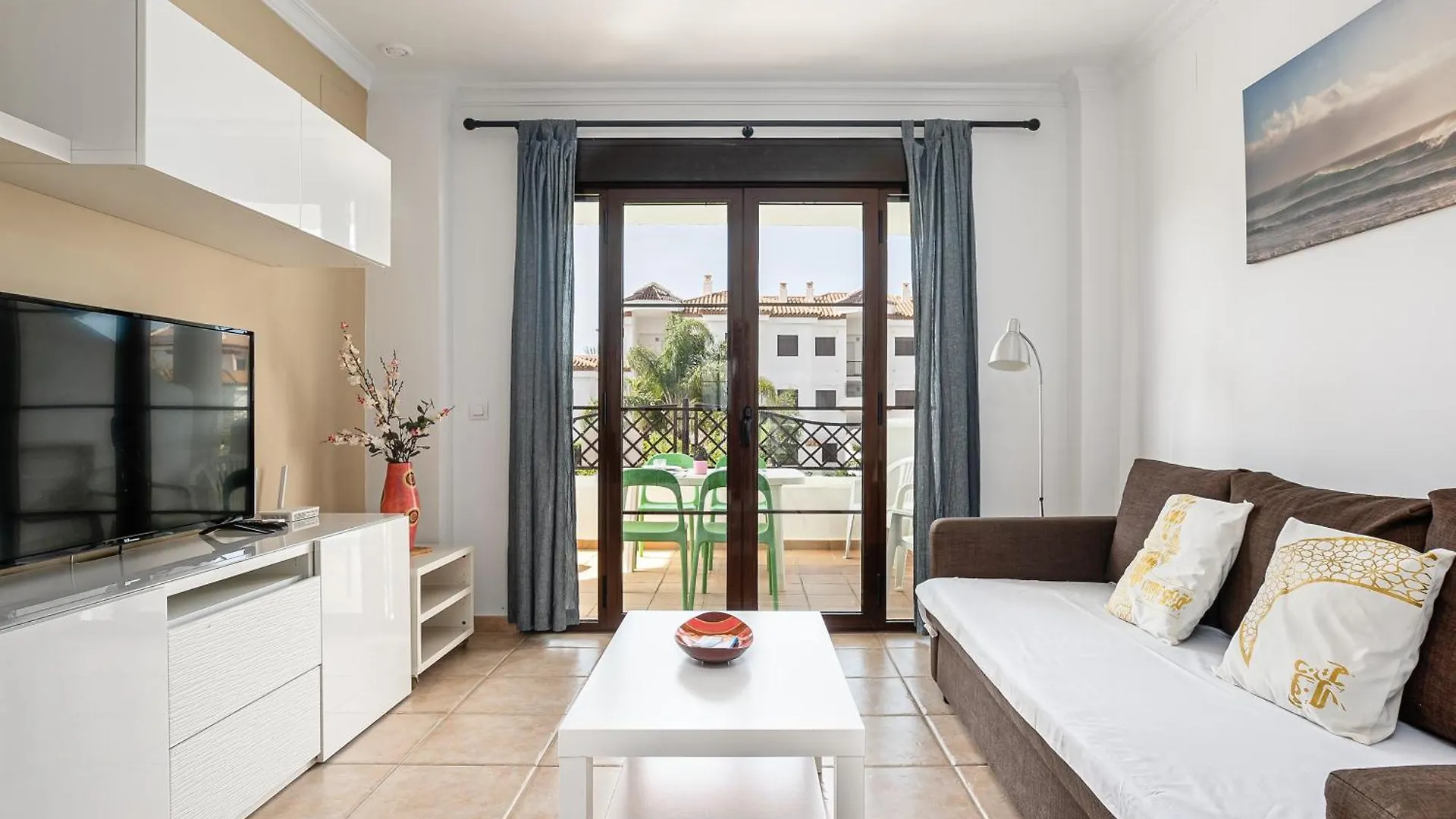 公寓 Apartamento Familiar Muy Soleado Cerca De La Playa Y Parking Incluido 奇克拉纳－德拉弗龙特拉 西班牙