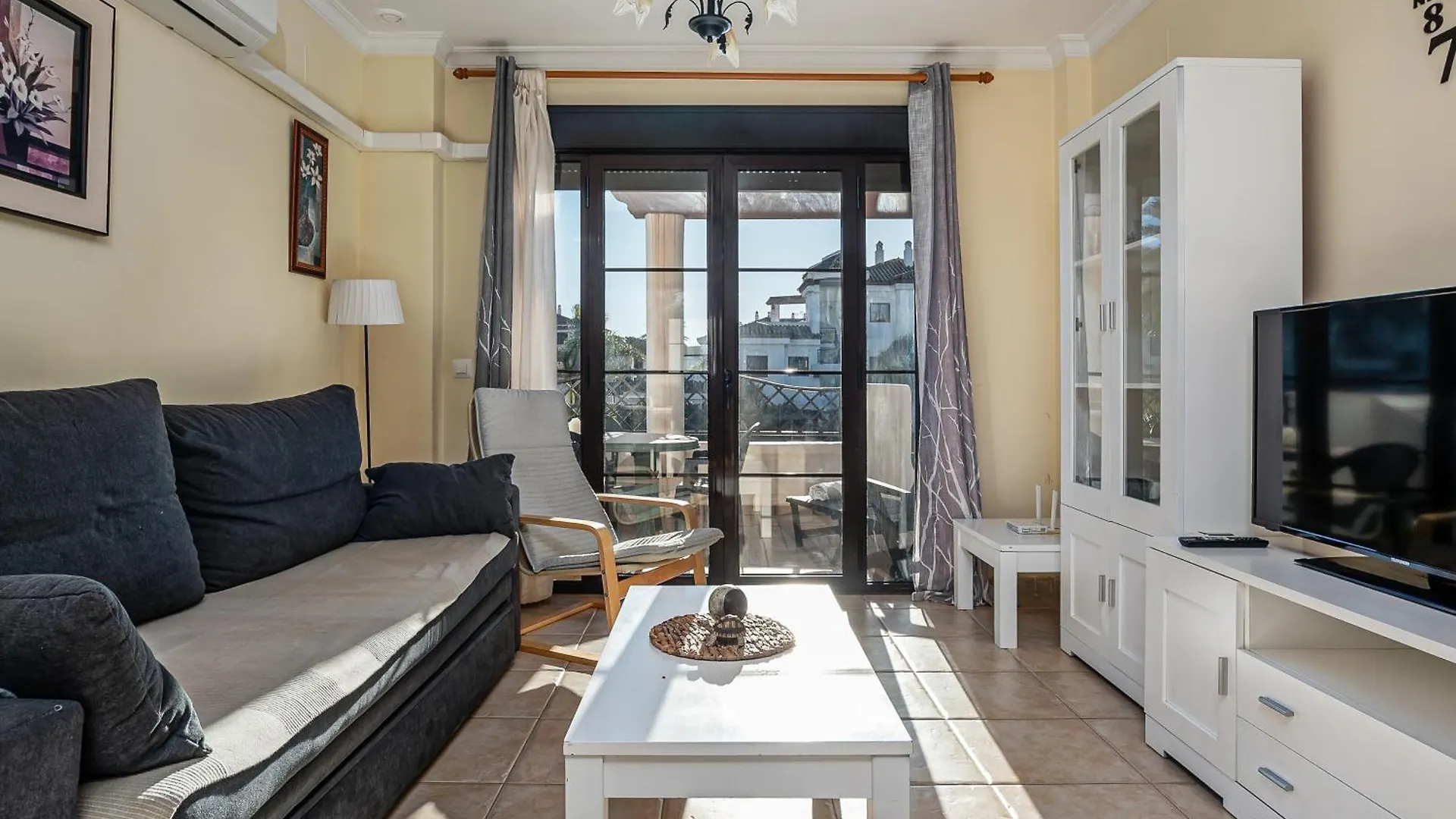 Apartamento Familiar Muy Soleado Cerca De La Playa Y Parking Incluido Chiclana de la Frontera Apartment