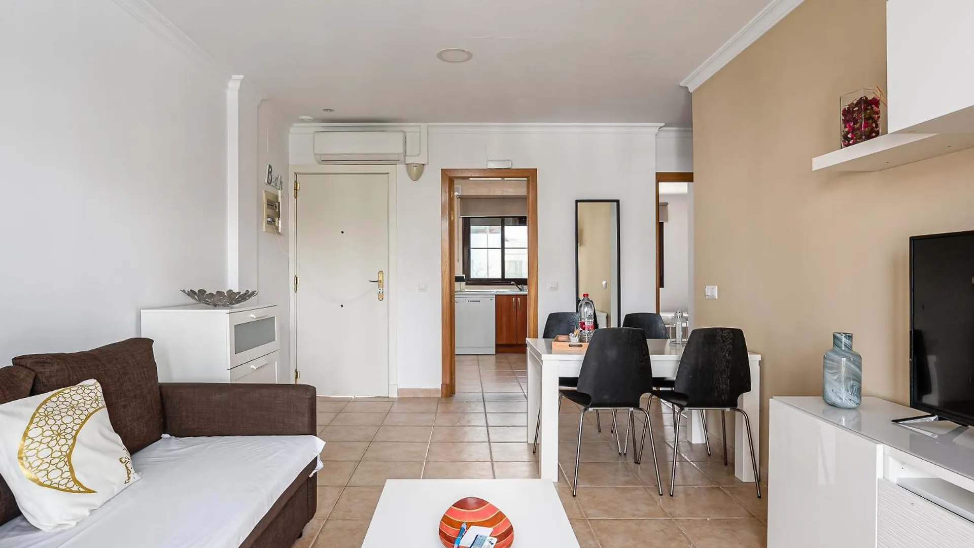 Apartamento Familiar Muy Soleado Cerca De La Playa Y Parking Incluido Chiclana de la Frontera