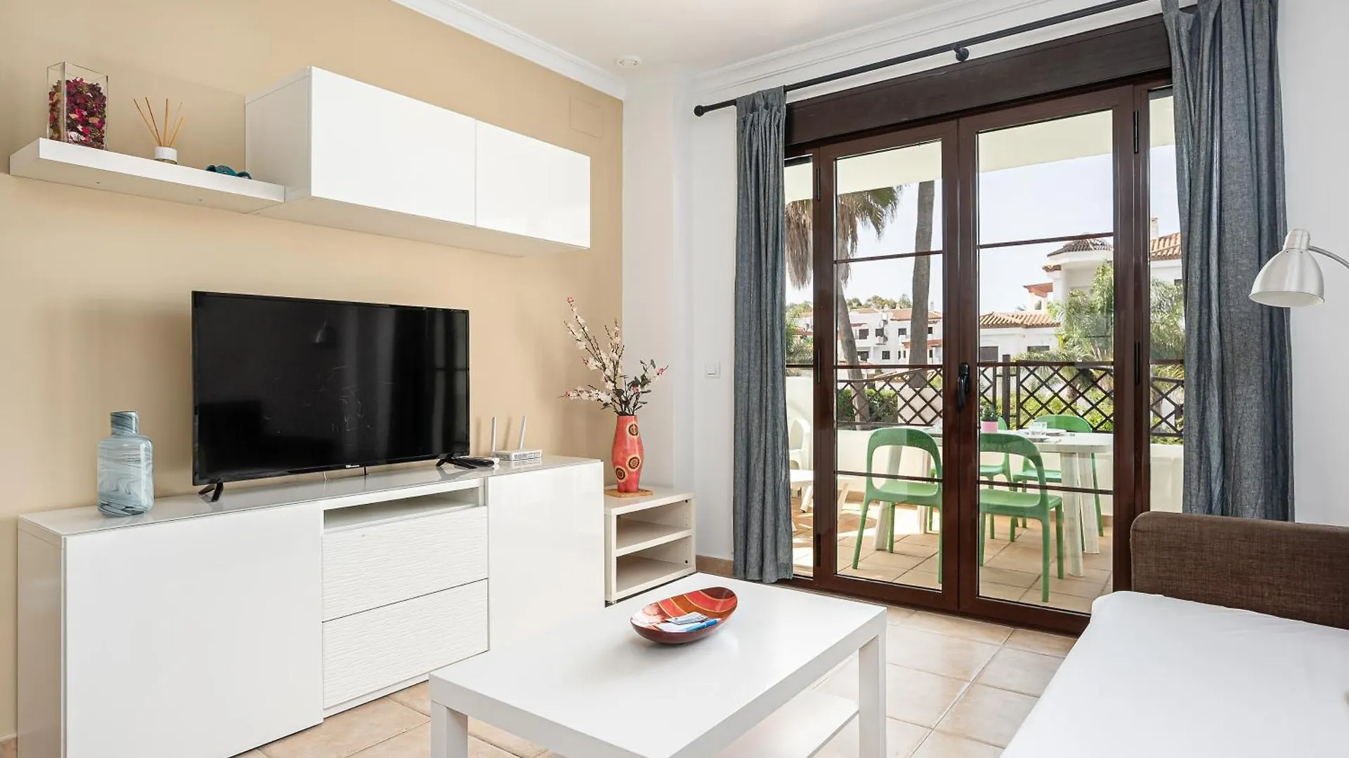 Apartamento Familiar Muy Soleado Cerca De La Playa Y Parking Incluido Chiclana de la Frontera Apartment